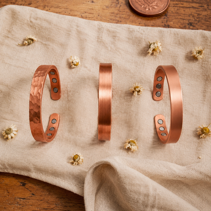 Conjunto Ana Zagreb: 3 Pulseiras Magnéticas de Cobre - Acabamento Fosco, Forjada e Polida